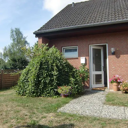 Ferien Haus Pelle 度假居